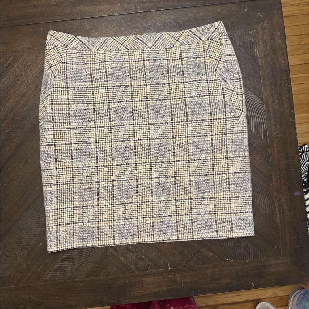 Etcetera Beige and Black Plaid Skirt Size 14